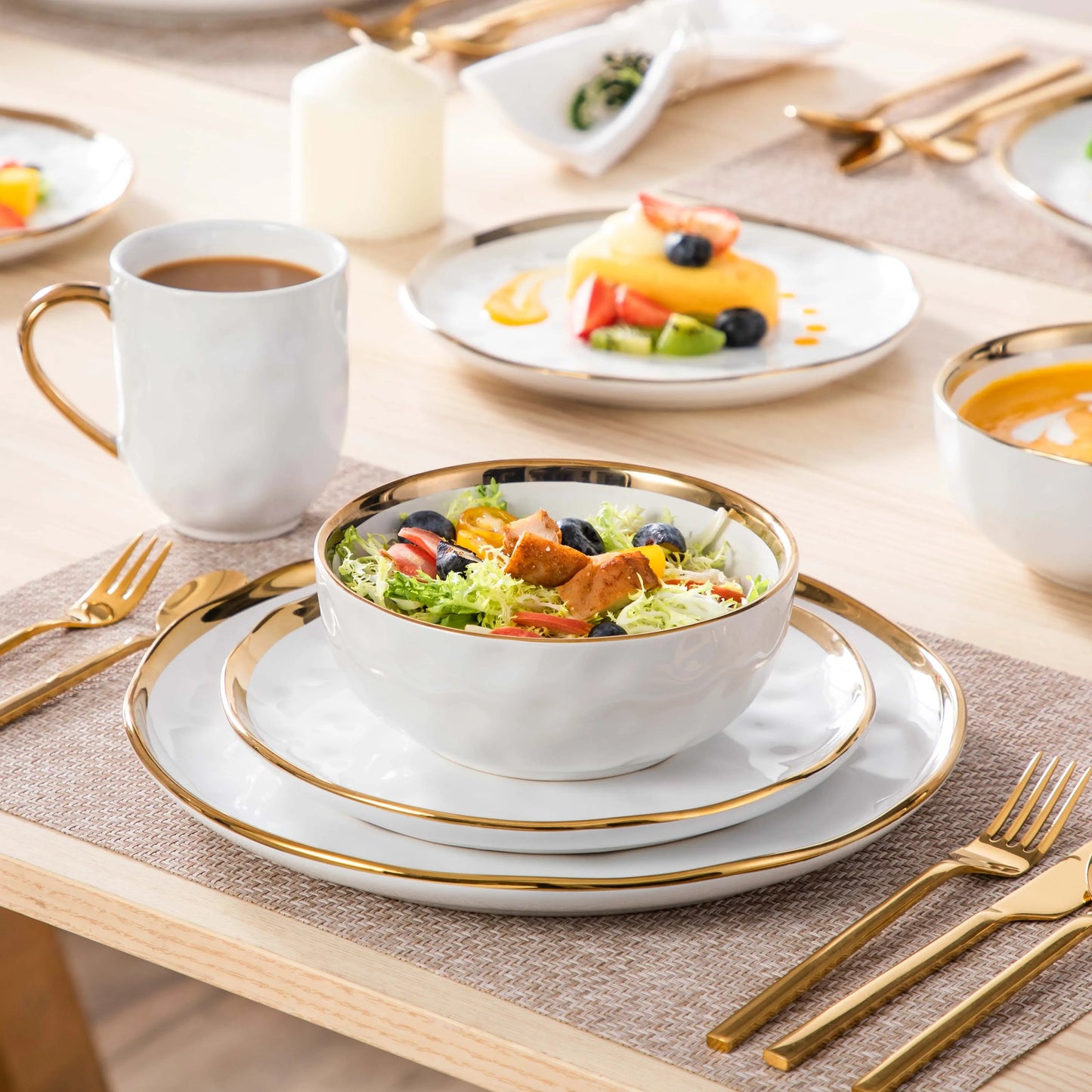 The Pearl Gilded Collection: Hammered Porcelain Dinner Set with Hand-Painted Gold Rim | 16 or 32-Piece